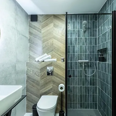 Pilsudskiego 84a - 300 Metrow Od Dworca Pkp Apartment *